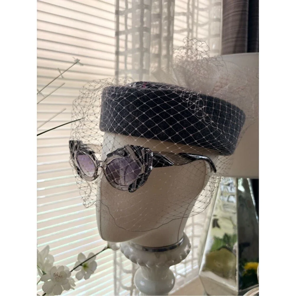 VTG Gray Wool Pillbox Mesh Veil Fascinator Hat